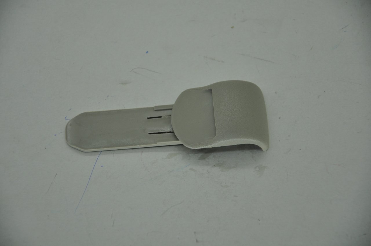 Arka Cam Perde Agrafı Megane II Sedan-Clio III-Fluence (Bej)