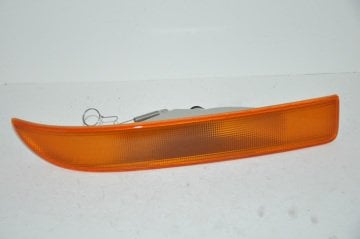 Sinyal Lambası Ön Sağ Master 1998-2004 Arası (Beyaz)