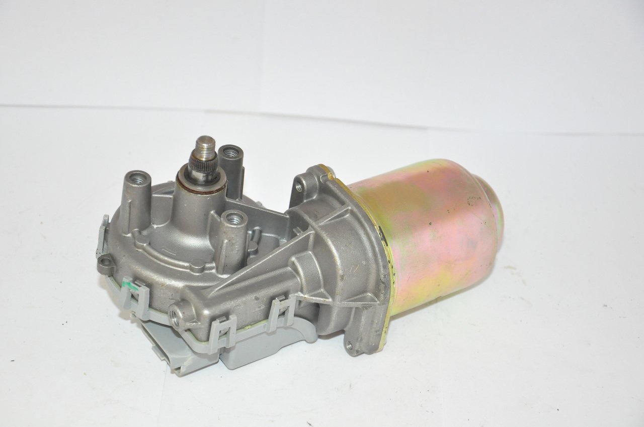 Silecek Motoru Ön Megane II Mekanizmasız