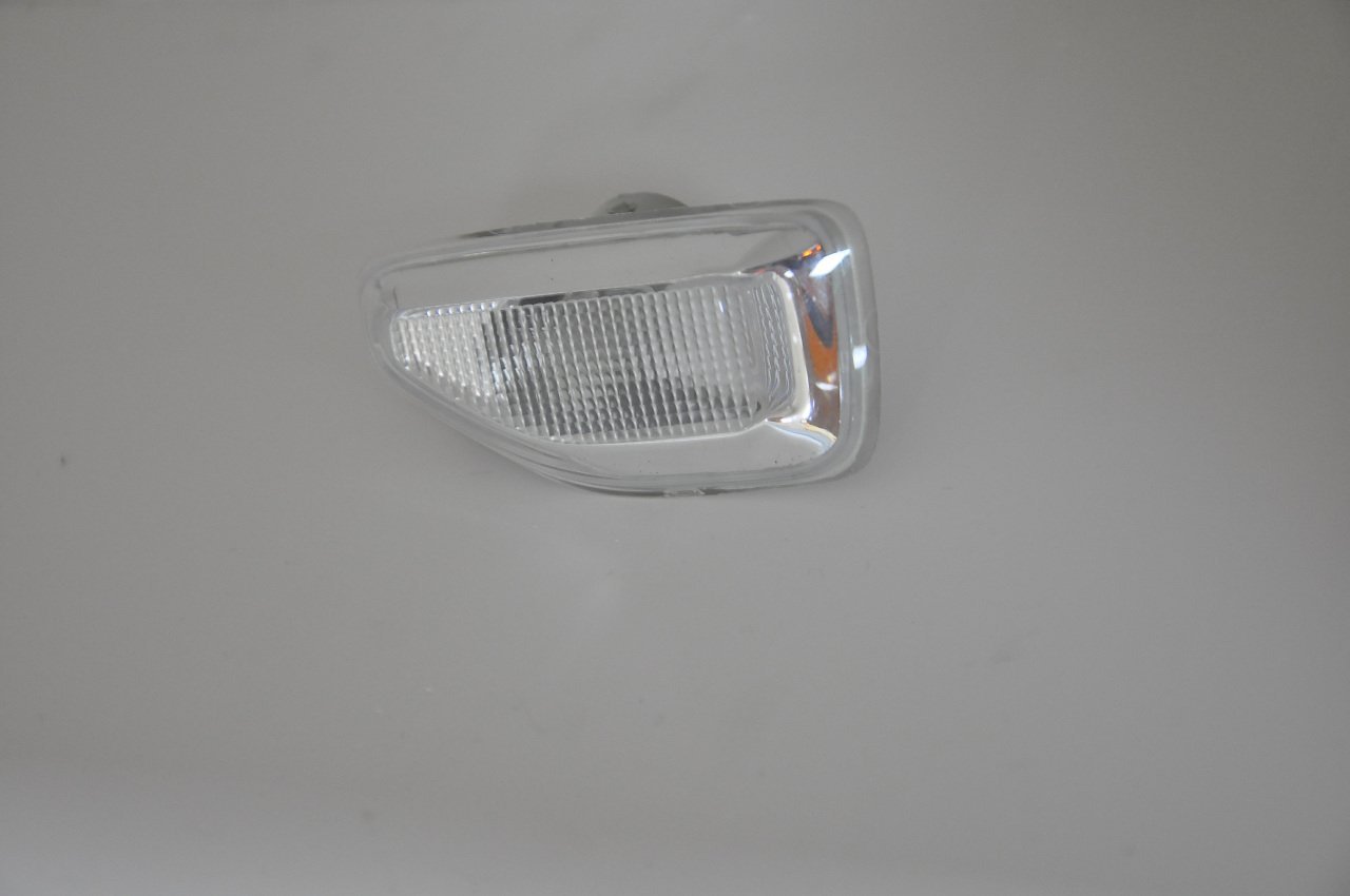 Çamurluk Sinyali Ön Sol Dacıa Sandero-Stepway 2013 Sonrası-Duster 2018 Sonrası