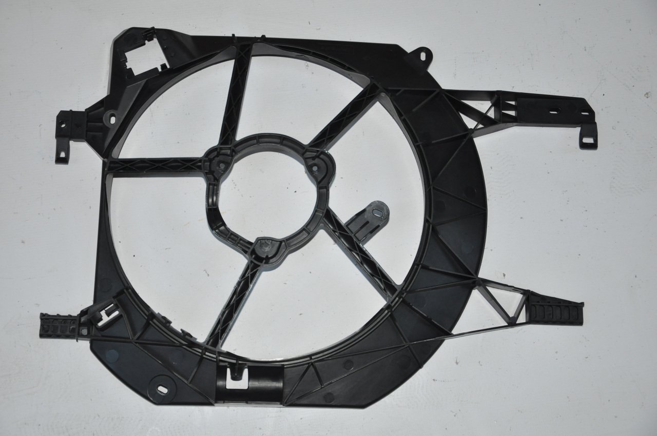 Fan Motor Çerçevesi 1.9 Trafic 2007-2012 Arası ***