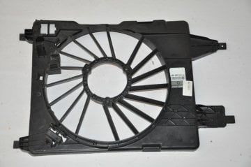 Fan Motor Çerçevesi Megane II ***