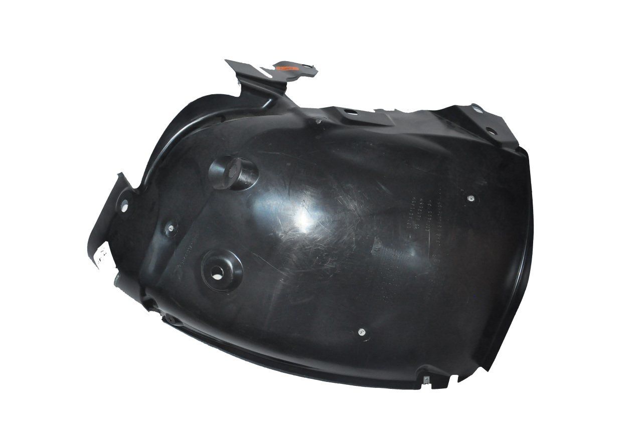 Çamurluk Davlumbazı Sağ Önün Önü Fluence