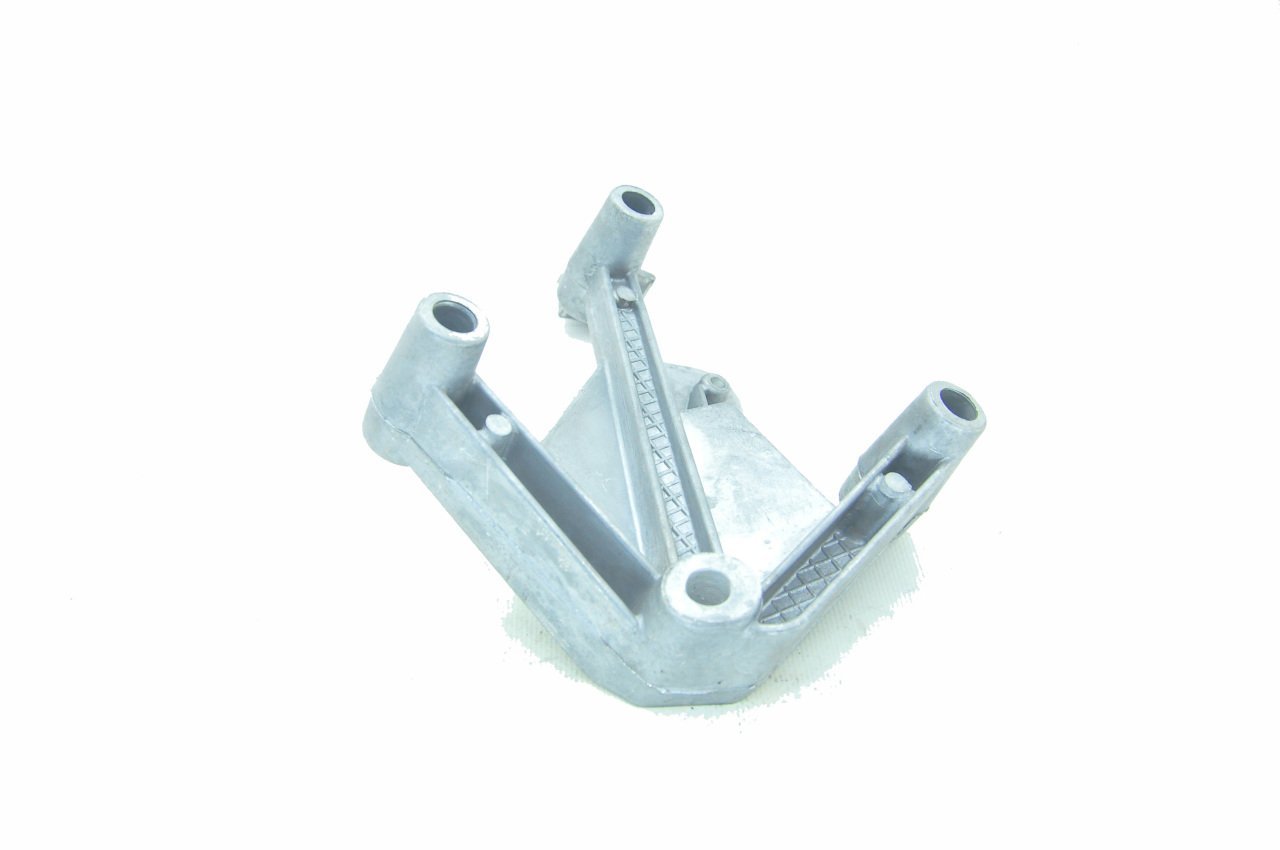 Şanzıman Takoz Bağlantı Suportu Clio 1998-2008 Arası