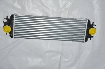 Radyatör Turbo 1.9 Trafic