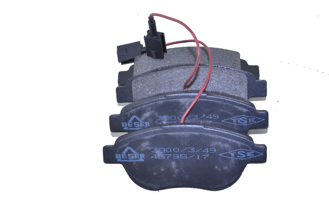 Fren Balatası Tk.Ön Linea-Grande Punto-Stılo-Doblo 2010 Sonrası (Çift Fişli) (Büyük)