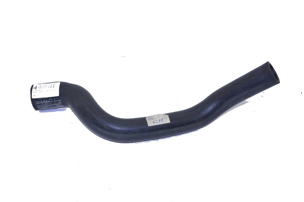 Radyatör Alt Hortumu R9 Em