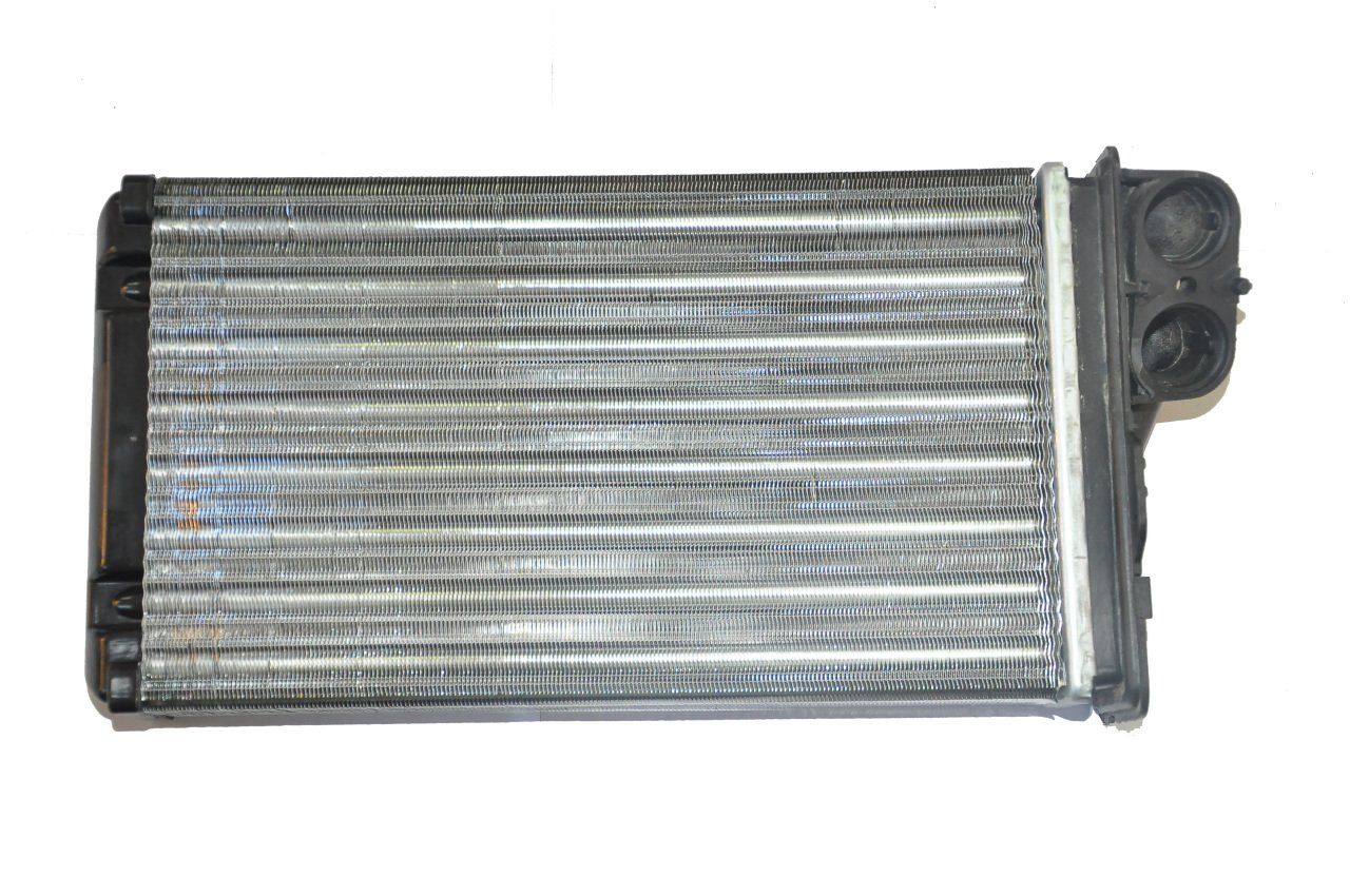 Radyatör Kalorifer 2.0 Trafic 2012 Sonrası