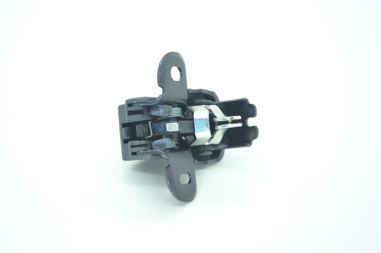 Bagaj Kilidi Kango (Çift Kapı Üst) 2003-2007 Arası