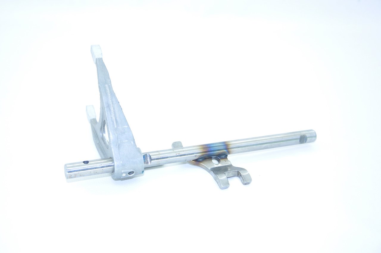 5.Vites Ayırma Çatalı Clio-Kango-Megane (Jr5)