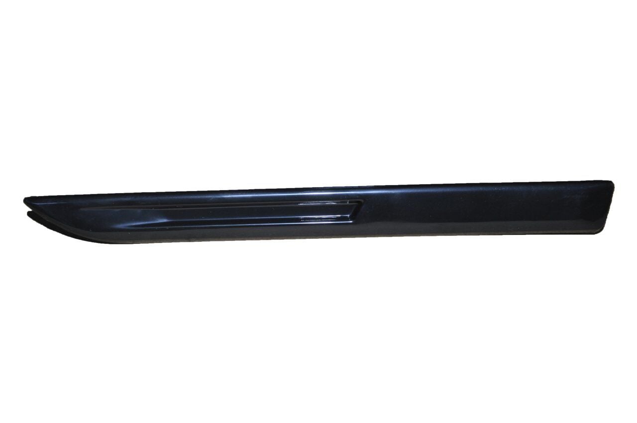 Çamurluk Çıtası Ön Sol Megane IV (Siyah)