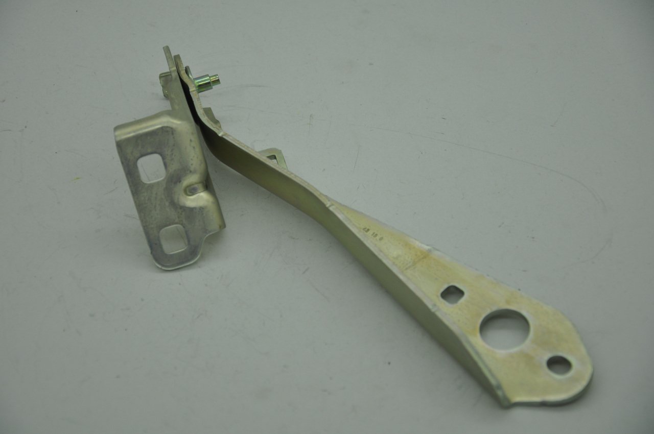 Motor Kaput Menteşesi Sol Master 2011 Sonrası