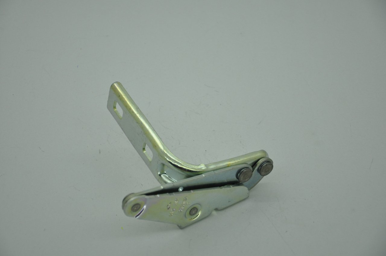 Motor Kaput Menteşesi Sol Master 2004-2011 Arası