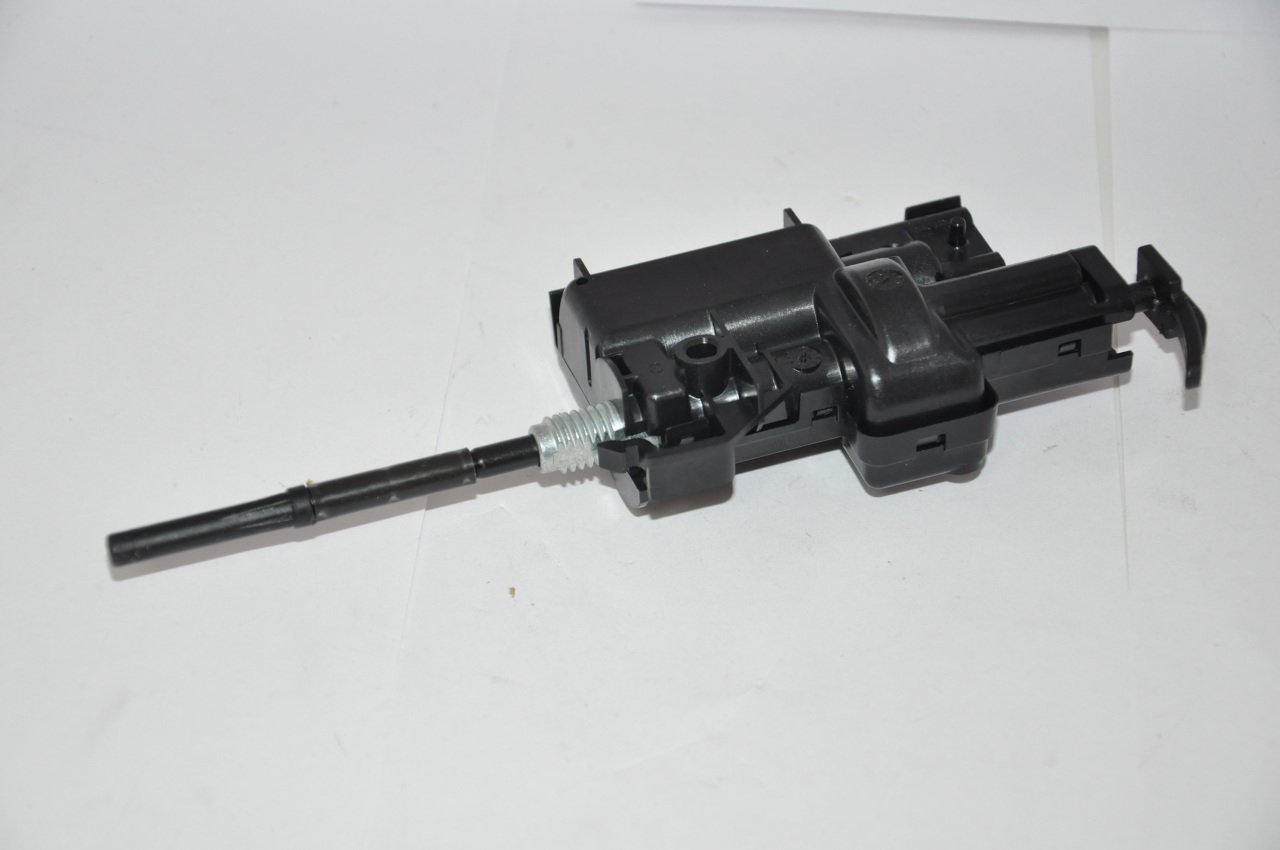 Yakıt Depo Kapak Kilit Motoru Fluence