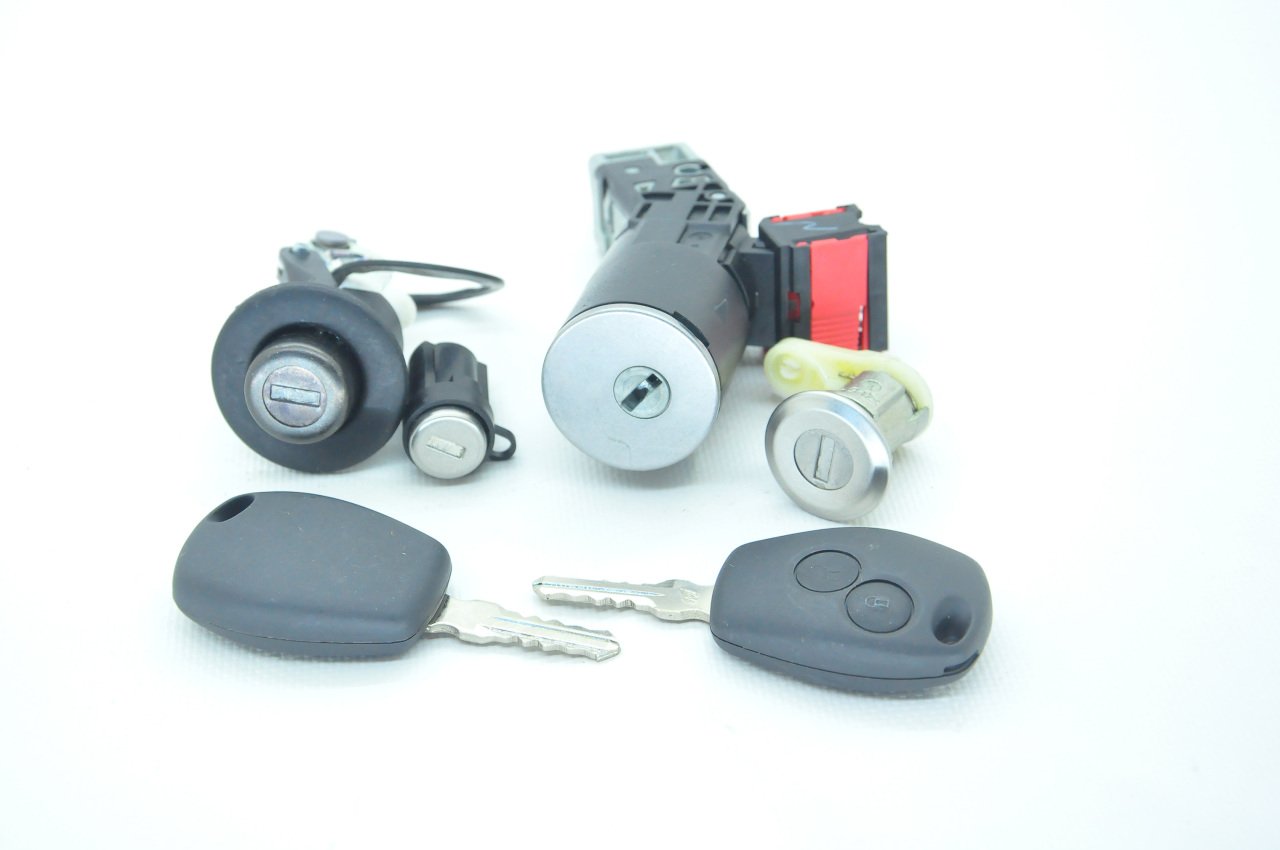 Kontak+Şifre Seti Clio IV-Master 2011 Sonrası